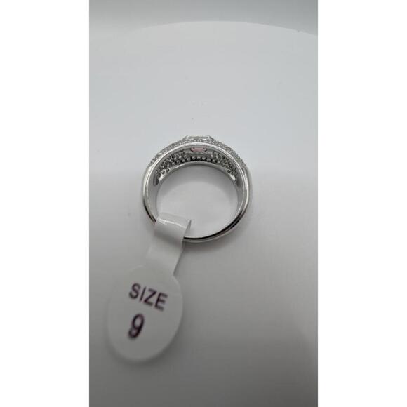 Elegant Silver Ring with Embedded Stones Size 9 - Picture 2 of 7